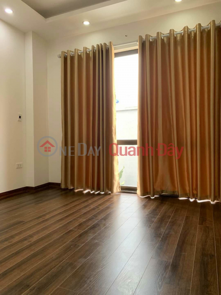 Bán Nhà Cạnh Chợ Hà Đông 30m2 5t giá nhỉnh 2 tỷ .