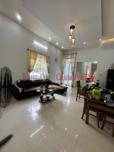 CHÍNH CHỦ BÁN NHÀ 600M2 Tặng FULL Nội Thất - Sổ Hồng Riêng Tại TT P1, Tây Ninh