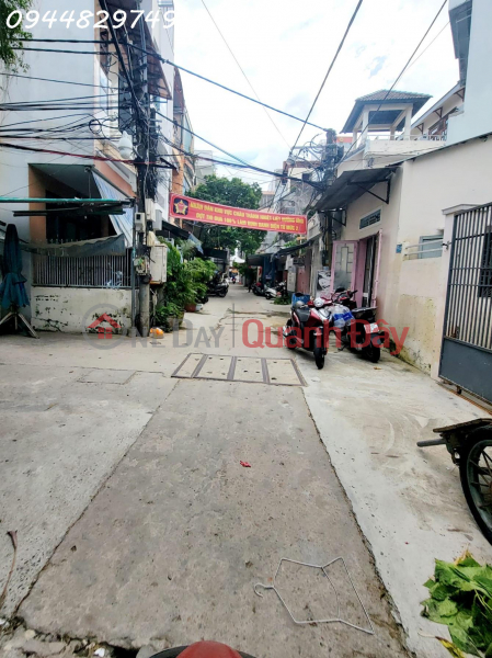 Nhà Kiệt NGUYỄN VĂN LINH, Hải Châu, ĐN. Bán nhà mê lửng 49m2, cách kiệt ô tô chỉ 3 bước chân.