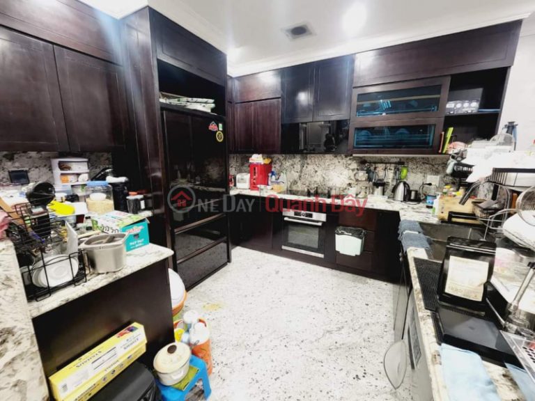 Đẳng cấp ! biệt thự dương nội thang máy sát công viên 225m 5t hơn40 tỷ