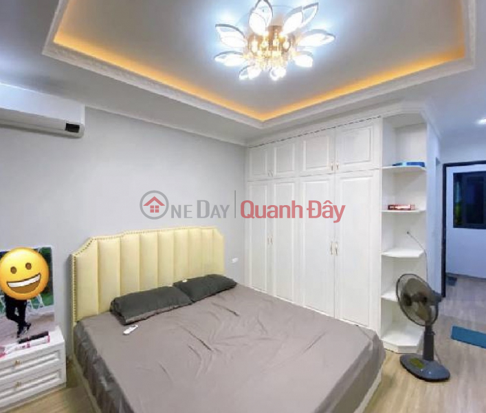 House on May 19, Van Quan, Ha Dong, area 33m2, area 3.9m. Price only 3.4 billion (Negotiable)