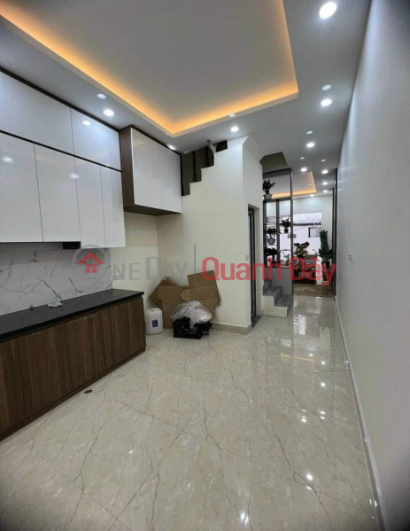 5,75 tỷ/ 5 tầng - Nguyễn Khuyến - 10m ô tô, kinh doanh, view hồ Văn Quán