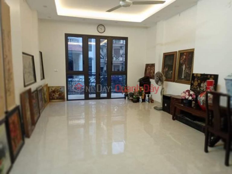House for sale Am Ha Dong Bridge, BUSINESS, PEOPLE ALWAYS 35m, only 4 billion VND