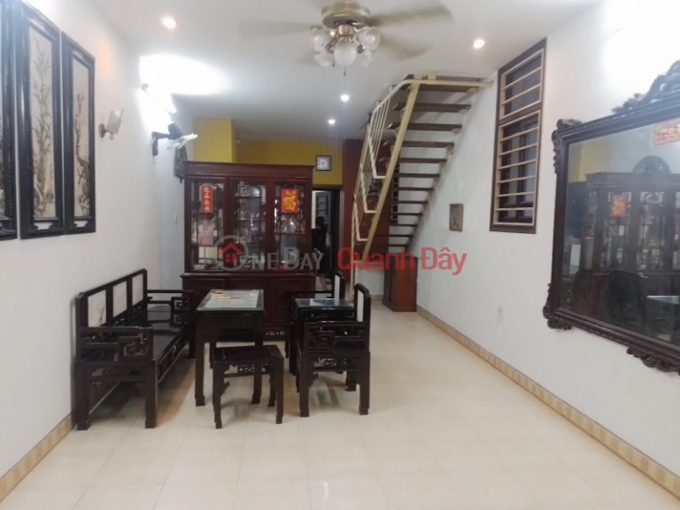 House for sale on Ngo Quyen street, Ha Dong, 32m2, 5 floors BUSINESS, Pine alley.