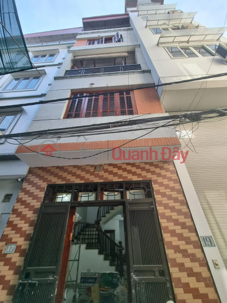 Le Loi Ha Dong townhouse for sale, new house to move in right away for more than 4 billion.