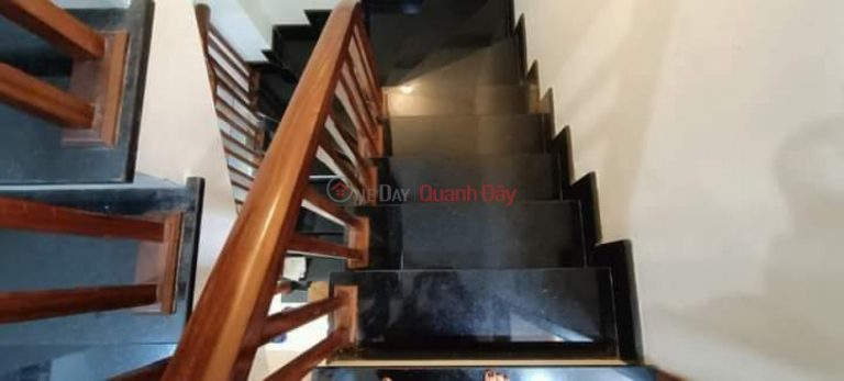 HIẾM -NHÀ SÁT ĐẠI HỌC KIẾN TRÚC HÀ NỘI- Ô TÔ ĐỖ CỬA - 2 MẶT THOÁNG, KINH DOANH ĐỈNH, VIEW HỒ VĂN QUÁN DTS-D