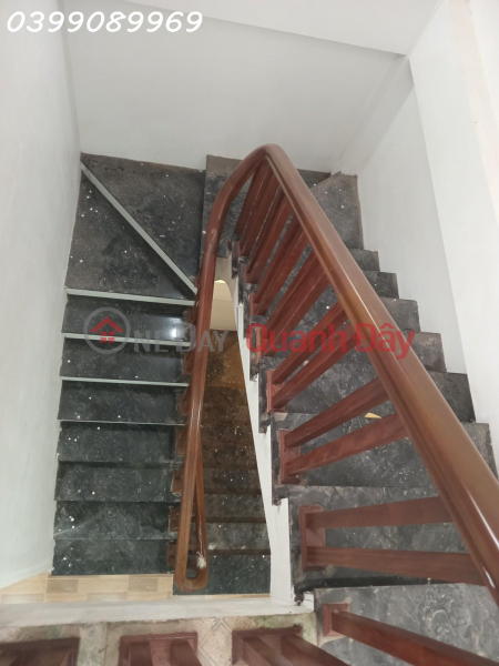 BÁN NHANH NHÀ MỚI 5 TẦNG - VUÔNG ĐẸP - Ô  TÔ ĐỖ CỔNG  - 32M2 X 5 TẦNG X 2.18 TỶ