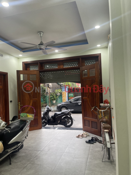 URGENT! House for sale in Tran Phu, Ha Dong, good price, 52m2, 5 floors, just over 6 billion.