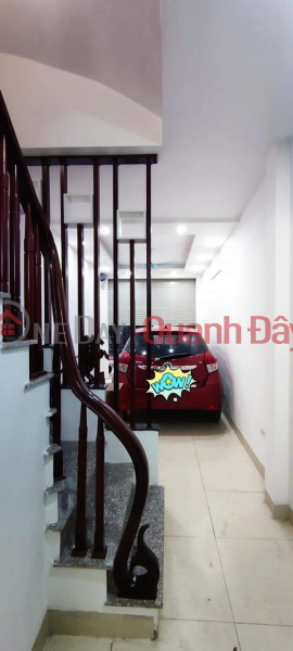 HIẾM -MẶT PHỐ VĂN QUÁN-VỈA HÈ Ô TÔ TRÁNH-VĂN PHÒNG ĐỈNH-XÂY MOIWS2NAMW ĐẸP LONG LANH.