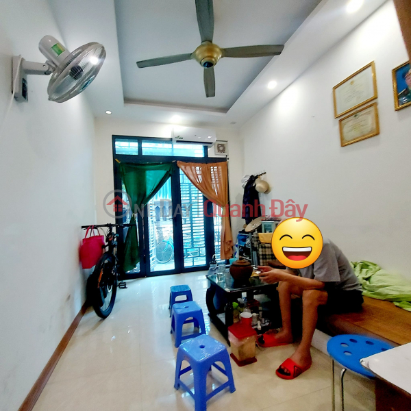 Hiếm! Dưới 2 tỷ, nhà mới, ở luôn, đường Hòa Bình, ngõ thông thoáng, 30M*4T, MT 3m, 4PN