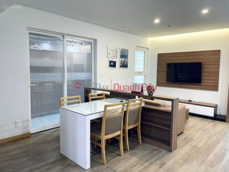 Cho thuê căn hộ F.Home, nội thất sang xịn tầng cao, 2 phòng ngủ hướng Nam