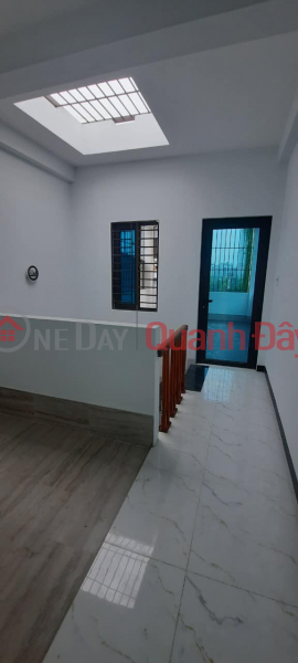 HOUSE OF 2 ENGINEERING PERMANENTLY FLEXIBLE FRONT AND AFTER, THE AREA OF 2 HOUSES IS AN URBAN AREA FOR SALE HOUSE OF VAN PHUC 44M2, 4