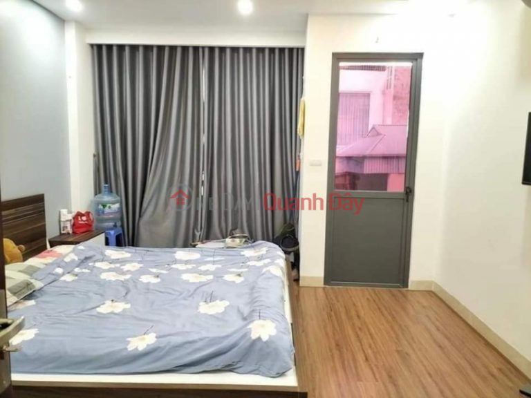 Bán nhà Cầu Am 30m2, 5 tầng giá 4.95 tỷ