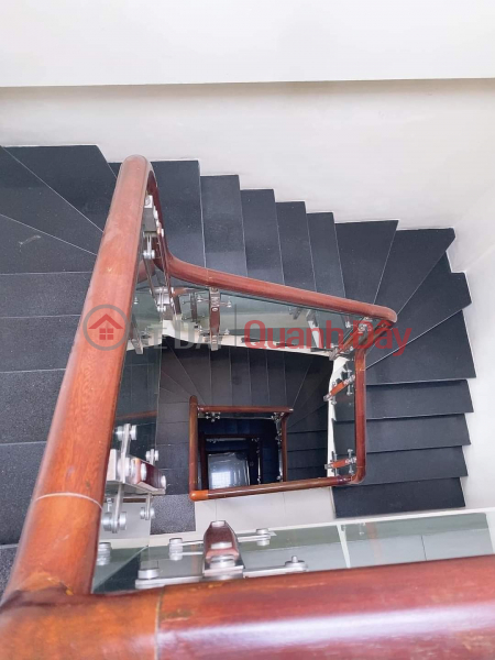 BÁN NHÀ HOÀNG CÔNG – TÒA NHÀ VĂN PHÒNG - KINH DOANH  - THANG MÁY GIÁ CHỈ 15 TỶ
