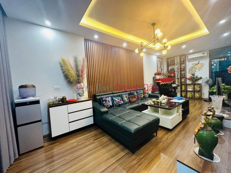 Bán Gấp 5 Tầng Siêu Hiếm Phố Lê Trọng Tấn Hàng Xóm Gleximco 7 tỷ