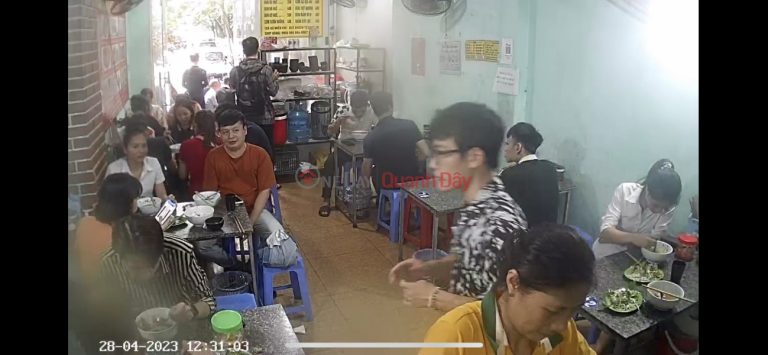 Shop for rent 50m2 Tran Phu Ha Dong street price 10 million VND