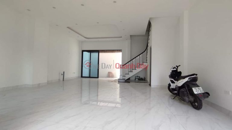 NHÀ LIỀN KỀ KĐT KIẾN HƯNG LUXURY, Q. HÀ ĐÔNG 74 M2 MT 7M GIÁ 11TỶ8