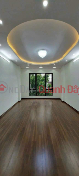 House for sale in Hang Be, Kien Hung, Ha Dong, 50m2, 7 floors, 4m frontage, price slightly more than 8 billion,