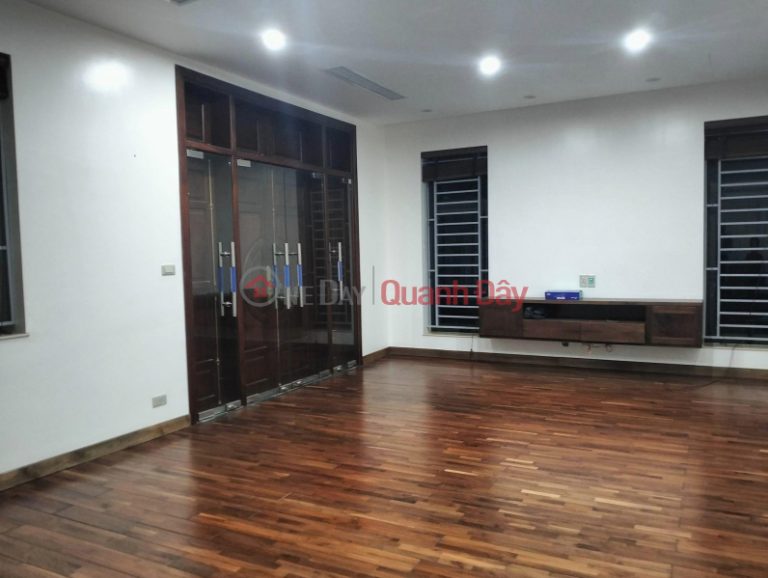 Biệt Thự Sân Vườn Siêu Đẹp -  khu TC5 Tân Triều, DT 198 m2 4 Tầng MT 9m giá 32 tỷ