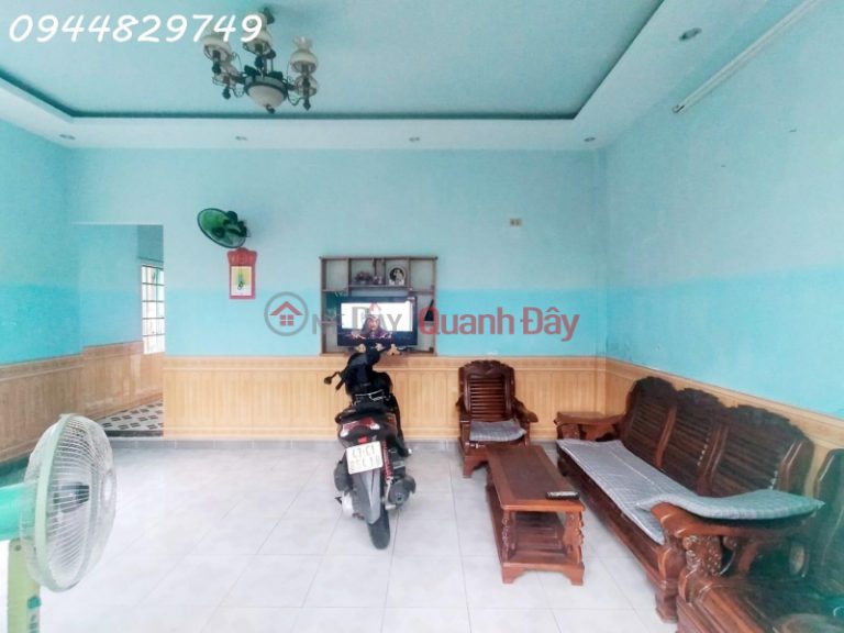 Giá nào cũng bán. Nhà 2 tầng mới, lô góc cực thoáng, dt: 73m2, đường HOÀNG DIỆU, Hải Châu, ĐN. Giá 2,55 tỷ