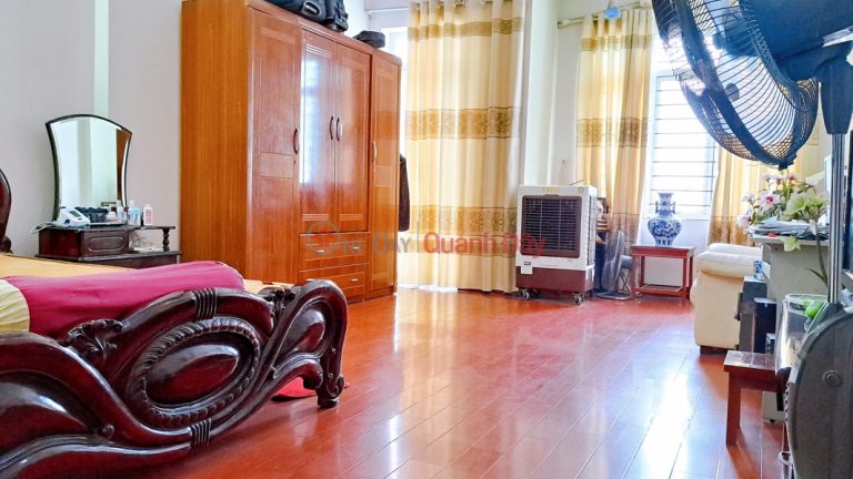 Ô TÔ ĐỖ CỬA , VIEW HỒ, ĐÁNG SỐNG VÀ HƯỞNG THỤ, 70M2 GIÁ 12 TỶ 9