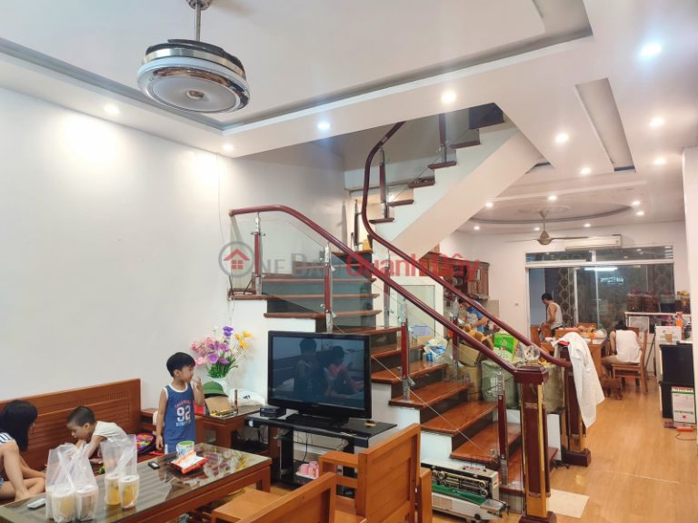 Q. HÀ ĐÔNG, KĐT VĂN PHÚ, LIỀN KỀ, VỈA HÈ, OTO TRÁNH,  MỚI ĐẸP, 90M2 x 4T, 11 TỶ.x