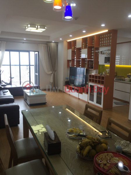 I am the owner selling the apartment 128m2 - 4pn3wc Goldsilk Complex full furniture 3 balconies for 4 billion