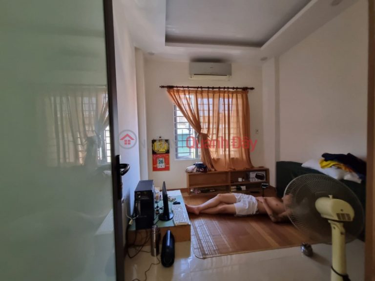 Hiếm! Dưới 2 tỷ, nhà mới, ở luôn, đường Hòa Bình, ngõ thông thoáng, 30M*4T, MT 3m, 4PN