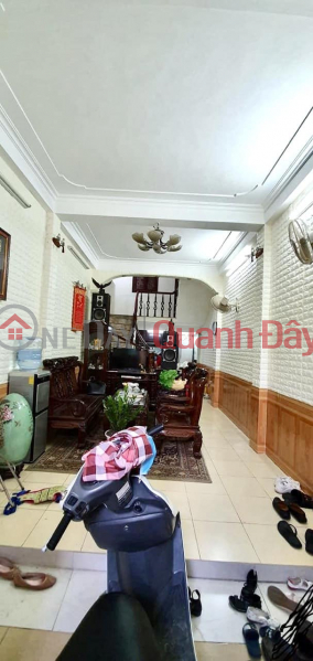 PHÂN LÔ-Ô TÔ ĐỖ CỬA-KHU DÂN TRÍ CAO-THOÁNG TRƯỚC SAU-Ô TÔ TRÁNH CÁCH 20M-Ô CHỜ THANG MÁY
