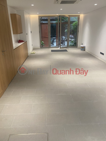Cho thuê nhà riêng phố Vạn Phúc, ngõ rộng oto đỗ cửa, nhà đẹp giá 25 triệu. LH 0964 961 291