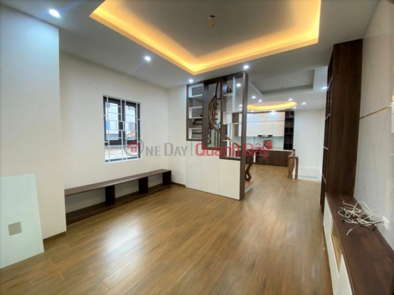 Nhà mới xây, lô góc 5 tầng Vạn Phúc, Hà Đông 41m2, Ngõ Thông, Ô TÔ đỗ cửa.
