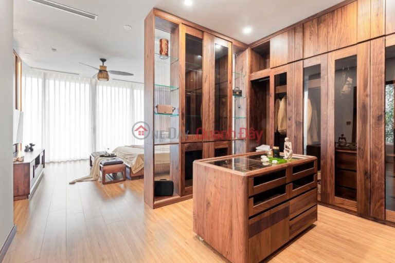 Very cheap price, Adjacent to Geleximco Le Trong Tan 115m2, MT7.5m just over 10 billion VND
