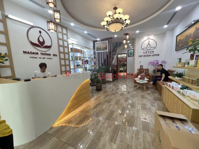 THANG MÁY VỈA HÈ HAI Ô TÔ TRÁNH, NGÕ THÔNG RẤT GẦN SANG ROMAN, KINH DOANH ĐẲNG CẤP, NHÀ ĐẸP NỘI THẤT XỊN