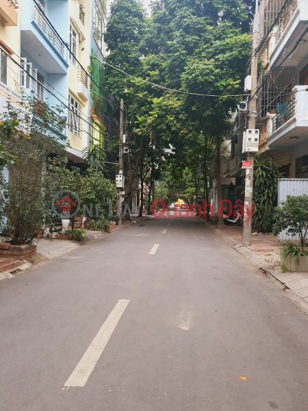 54M2 x5T NHỈNH 7 TỶ NHÀ ĐA SỸ, GA RA Ô TÔ, DÂN TRÍ CAO, GIÁ RẺ, NHÀ ĐẸP