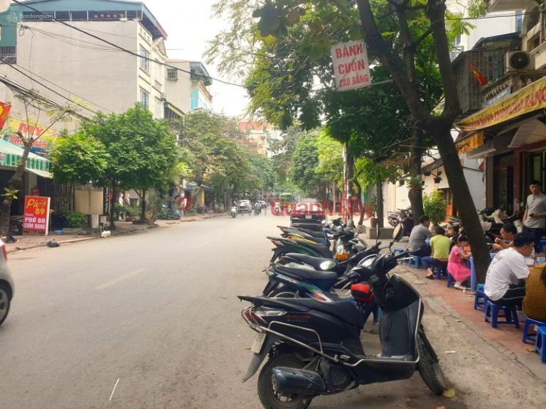 Bán nhà 4 tầng x 40m2, Lô góc Đa Sỹ, ô tô cách 10m, ngõ thông thoáng, nhỉnh 2 tỷ