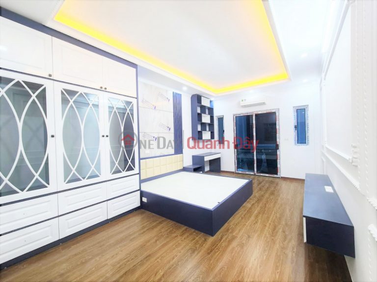 Newly built house 33m2- 5T, Nguyen Khuyen, Ha Dong, Car parking, business. Price is only 6.6 billion VND
