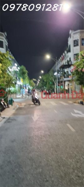 CHÍNH CHỦ CHO THUÊ TẦNG 1 LÔ GÓC NGÃ TƯ LK LACASTA VĂN PHÚ, HÀ ĐÔNG - Diện tích: 80m2