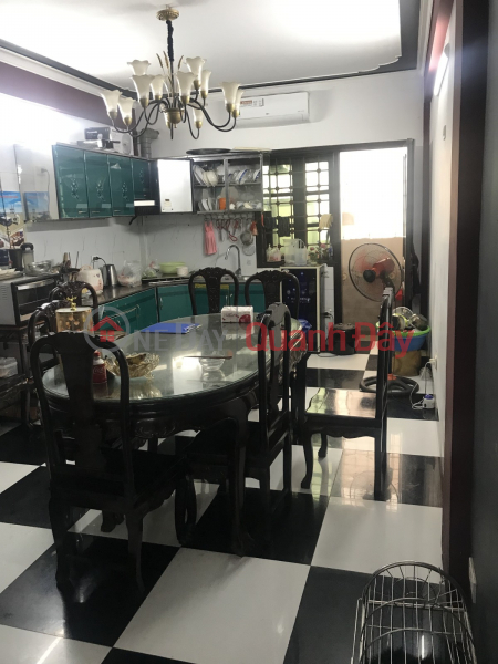 House for sale in Quang Trung, Ha Dong, EXTREMELY rare! 35m2, CAR, KD, only 10 billion tiny!