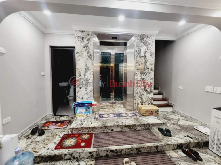 Đẳng cấp ! biệt thự dương nội thang máy sát công viên 225m 5t hơn40 tỷ