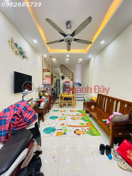 Bán nhà phân lô, ngõ thông Tô Hiệu Hà Đông 5 Tầng nhỉnh 4 tỷ gần ô tô