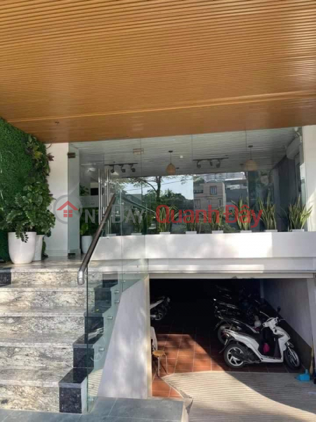 House for sale on Quang Trung street 93m2 - 5 floors - Elevator _Mt 5.2m- sidewalk 8m- Price 15.3 Billion