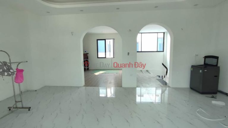 NHÀ LIỀN KỀ KĐT KIẾN HƯNG LUXURY, Q. HÀ ĐÔNG 74 M2 MT 7M GIÁ 11TỶ8