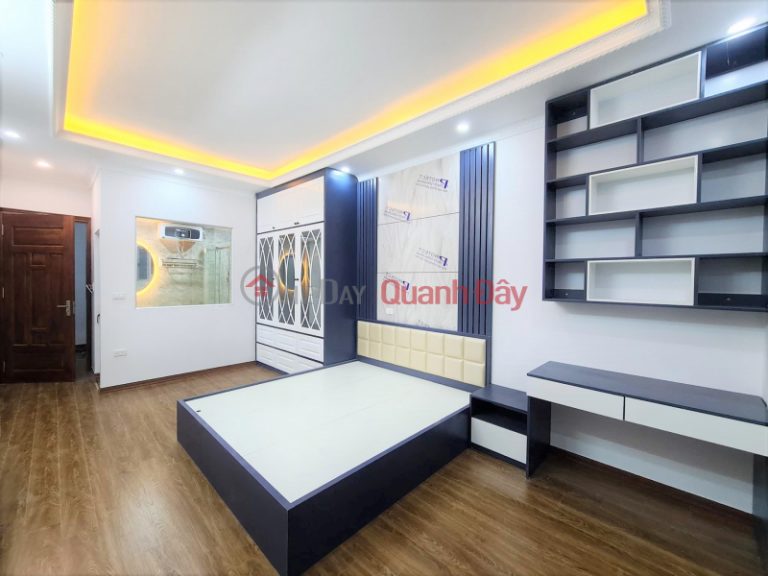 Nhà mới xây 33m2- 5T, Nguyễn Khuyến, Hà Đông, Ô tô đỗ cửa, kinh doanh. Giá chỉ 6,6 tỷ