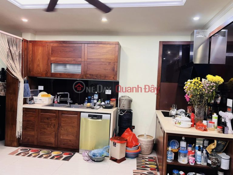 HIẾM GẤP! Bán nhà Bế Văn Đàn 51m2, KINH DOANH, Ô TÔ, VỈA HÈ, 7 tỷ dư.