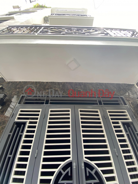 - NHÀ XINH LUNG LINH - SỔ VUÔNG ĐÉT
- 15M RA PHỐ - NGÕ THÔNG 
- TẶNG FULL NỘI THẤT