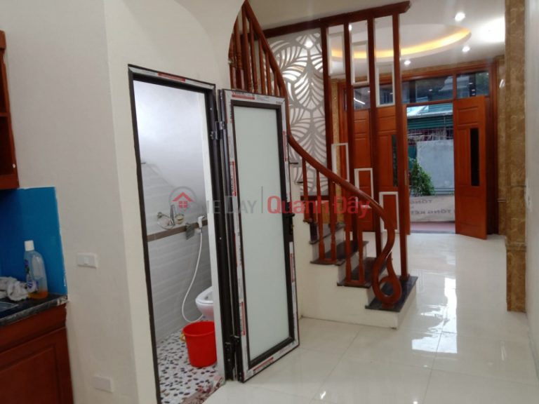 House for sale in Be Van Dan, Ha Dong district, CAR, 42m2 BUSINESS, priced at just over 4 billion