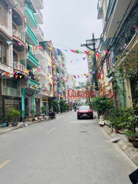 MẶT PHỐ TRẦN ĐĂNG NINH, VỈA HÈ, TRUNG TÂM Q. HÀ ĐÔNG, GIÁ 6 TỶ 95