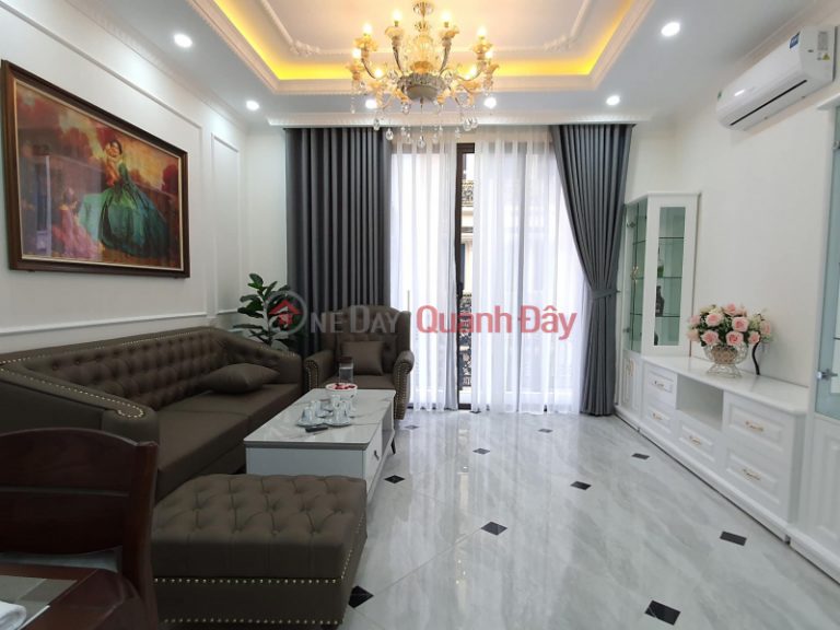BÁN GẤP 7 TẦNG THANG MÁY HÀNG XÓM HIMLAM 8 TỶ