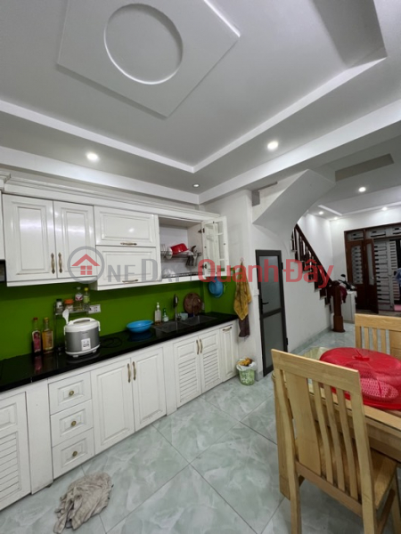 STREET, OWNER BUILD, PERSONALITY, OFFICE 35M2 x 4T PRICE 4TỶ3