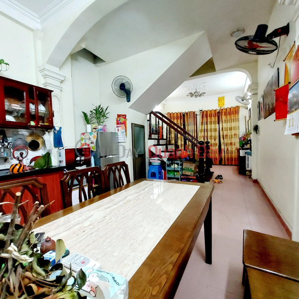 Bán nhà Ao Sen Hà Đông 44m2 5 tầng mặt tiền rộng chỉ hơn 8 tỷ Ô TÔ, K.Doanh